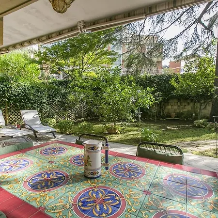 Apartment The Big Garden Metropolitana Cornelia